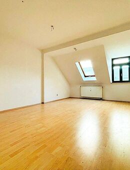 2 ZKB - Dachgeschosswohnung in Chemnitz. In der Winklerstraße 28. - Chemnitz