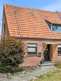 Doppelhaushälfte mit Garage und viel Potenzial in Nettetal-Kaldenkirchen - Nettetal