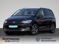 VW Touran, 2.0 TDI United NaviPro, Jahr 2021 - Haiger