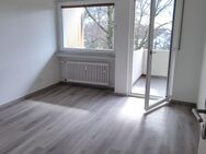 KOMPLETT SANIERT UND RENOVIERT! Sehr schön geschnittene 3-Zimmerwohnung mit Balkon in GLA-Rentfort - Gladbeck