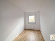Helle 3-Zimmer-Wohnung in Leipzig / Lausen-Grünau, zentrale Lage, Hausmeisterservice u.v.m. - Leipzig