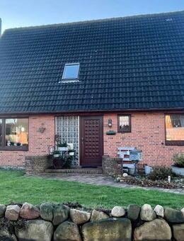 Großzügiges Einfamilienhaus auf sonnigem Grundstück in 25785 Nordhastedt - Nordhastedt