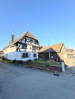 Historisches Zweifamilienhaus mit großem Bauplatz in naturverbundener Lage! - Efringen-Kirchen