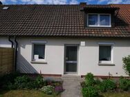 Reihenmittelhaus in ruhiger Ortsrandlage von Schweinfurt mit Garten und Garage - Schweinfurt