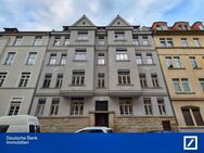 Moderne Drei-Zimmer Wohnung im Hochparterre mit Balkon und offener Küche - Leipzig