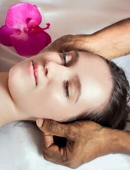 Professionelle Wohlfühl-Massage Köln / Berlin / Hamburg & bundesweit - Köln