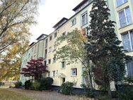 Moderne, gepflegte Dachgeschosswohnung mit Dachterrasse und Garage nahe Rechenberg - Nürnberg