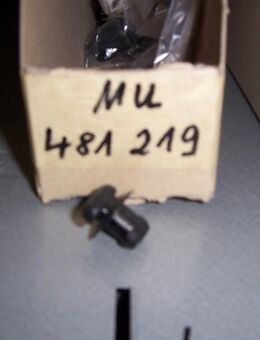 MU481219 Clip, Spoilerschürze vorn diverse Mitsubishi-Modelle - Hannover Vahrenwald-List
