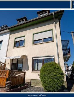 Großzügiges Zweifamilienhaus mit Doppelgarage - Neuwied