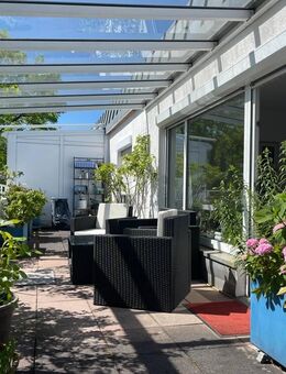 Penthouse Wohnung mit umlaufender Dachterrasse und Sonne den ganzen Tag! - München