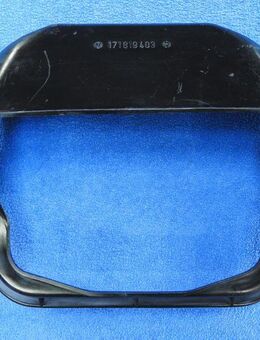 VW Scirocco Golf I1 Abdeckung im Wasserkasten 171819403 alte Heizung Bj.74 - Aachen
