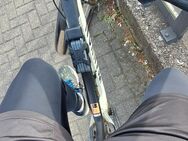 Zeige mich in Fahrradhose/Sportkleidung - Bergisch Gladbach