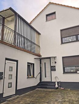 Renoviertes und modernisiertes Zweifamilienhaus in zentraler Lage von Heimbach-Weis - Neuwied