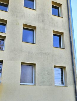 *Kapitalanlage* Ruhig gelegene 4-Zimmer-Hochparterre-Wohnung im beschaulichen Ort Kotzen - Kotzen
