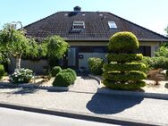 Großer Winkel-Bungalow in Altencelle - Celle