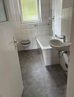 Schöne helle und sofort verfügbaren, 3 Zimmerwohnung zu vermieten - Kutzleben