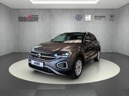 VW T-Roc, 1.5 TSI Style, Jahr 2023 - Beckdorf