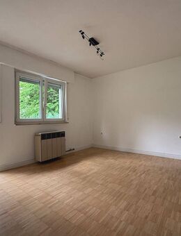 Ruhige 2-Zimmerwohnung mit Balkon und Blick ins Grüne, S-Kaltental - Stuttgart