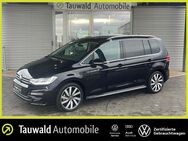 VW Touran, 1.5 TSI R-Line 7-S IQ DCP, Jahr 2024 - Erlangen