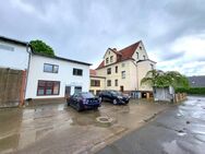 Dreifamilienhaus mit Hallen und Bürotrakt in Katlenburg-Lindau - Katlenburg-Lindau