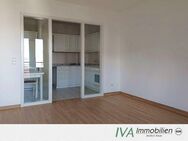 Komfortable 2-Raum-Wohnung mit Einbauküche, Balkon und Fahrstuhl im Stadtzentrum Riesa´s - Riesa