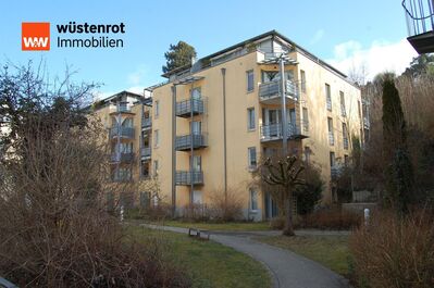 Deggendorf: Zentrumsnahe 3-Zi.- ETW auf zwei Etagen m. gr. Terrasse - in ruhiger Wohnlage!