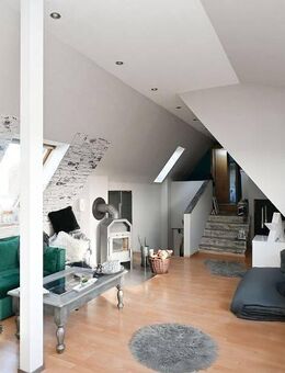 Lage: Helle Dachgeschosswohnung mit Stellplätzen und Gartenanteil! - Lage (Nordrhein-Westfalen)