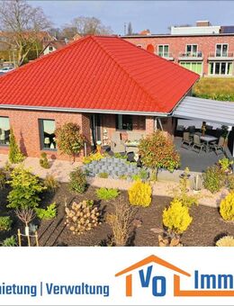 Wohnen auf einer Ebene: Neuwertiger Bungalow mit Top-Ausstattung im Zentrum der Blumenstadt Wiesmoor - Wiesmoor
