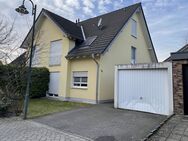 Doppelhaushälfte mit Garage in Troisdorf - Troisdorf