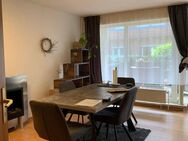 Helle und großzügige 2,5-Zimmer-Wohnung mit Balkon und Stellplatz - Stade (Hansestadt)