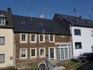 RENOVIERT, RUHIG, FERIENWOHNUNG, WEINBAU - Burgen (Landkreis Bernkastel-Wittlich)