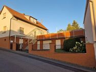 Top Angebot bis 30.6.2024-Schönes Einfamilienhaus mit 2 Terrassen, Garten, Garage- in ruhiger Lage - Nidda