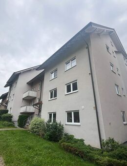 Stilvolle 3-Zimmer-Wohnung im Wohngebiet "Osterholz" mit Tiefgarage. - Heidenheim (Brenz)