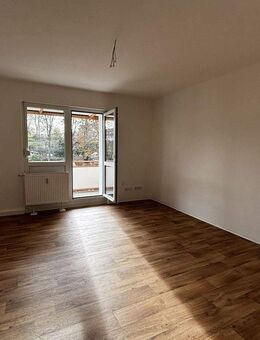 Frisch sanierte 3 - Raum Wohnung in Zella-Mehlis ! - Zella-Mehlis