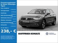 VW Tiguan, 1.5 TSI MOVE, Jahr 2024 - Grevenbroich