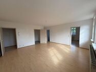 Helle 2-Zimmerwohnung - Crimmitschau