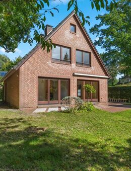 *** Großzügiges Einfamilienhaus in ruhiger Lage zwischen Blankenese und Sülldorf *** - Hamburg