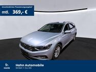 VW Passat Variant, 2.0 TDI Elegance HK, Jahr 2022 - Backnang