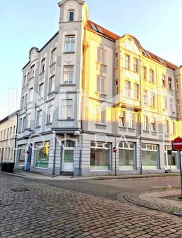 Schönes Miethaus mit Gewerbeeinheiten - Wittenberge