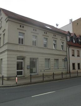 Geräumige und helle 3-Raumwohnung in Querfurt Zentrum zu vermieten! - Querfurt