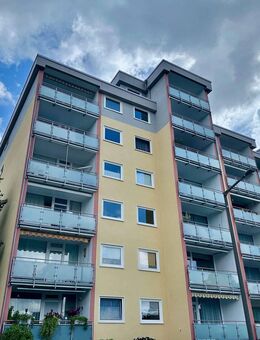 Helle 3-Zimmer-Wohnung mit Loggia und Weitblick - Pulheim