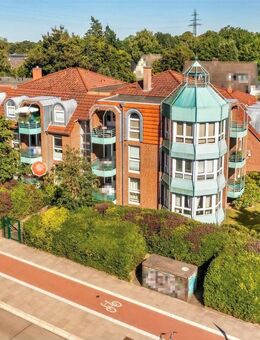 Wohnung mit Kamin, Loggia, Balkon & Tiefgaragen-Stellplatz - Hamburg