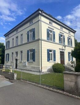 RESERVIERT Traumhafte große 4-Zimmer Wohnung in einer Unternehmervilla! - Scheer