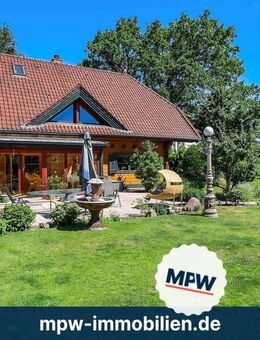 Ein Stück Tirol in Köpenick: Alpencharme auf sonnigem Grundstück - Berlin