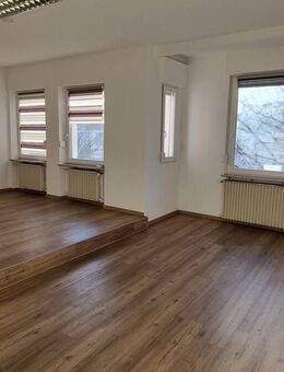 4-Zimmer-Wohnung ca. 100 qm in Bahnhofsnähe zu vermieten, 2. OG - Werdohl