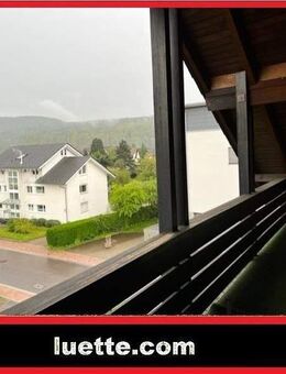 Penthouse-Whg, 2 1/2 Zi., Balkon, Lift, ruhig, Arzt / Apotheke / Einkauf / fussläufig um die Ecke, Bushaltestelle, To... - Lauchringen