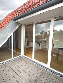 Wunderschöne Dachgeschosswohnung in begehrter Lage - Augsburg