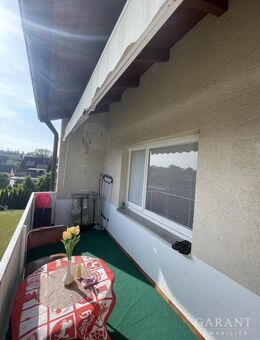 Lichtdurchflutete 3 Zimmer-Wohnung mit Balkon und Garage - Rottweil