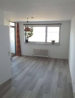 Tolle Wohnung im 4. Stock ca. 73 m² Wohnfläche mit Balkon - Liederbach (Taunus)