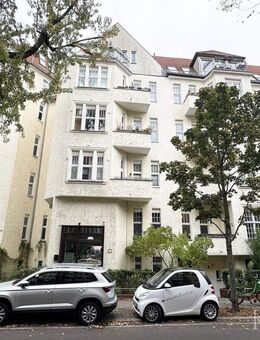 3-Zimmer Dachgeschoss in Friedenau unweit Rheingauviertel - Berlin